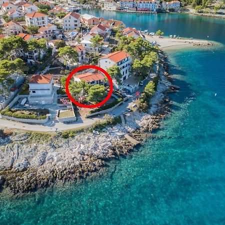 Apartments By The Sea Stomorska, Solta - 5190 ภายนอก รูปภาพ