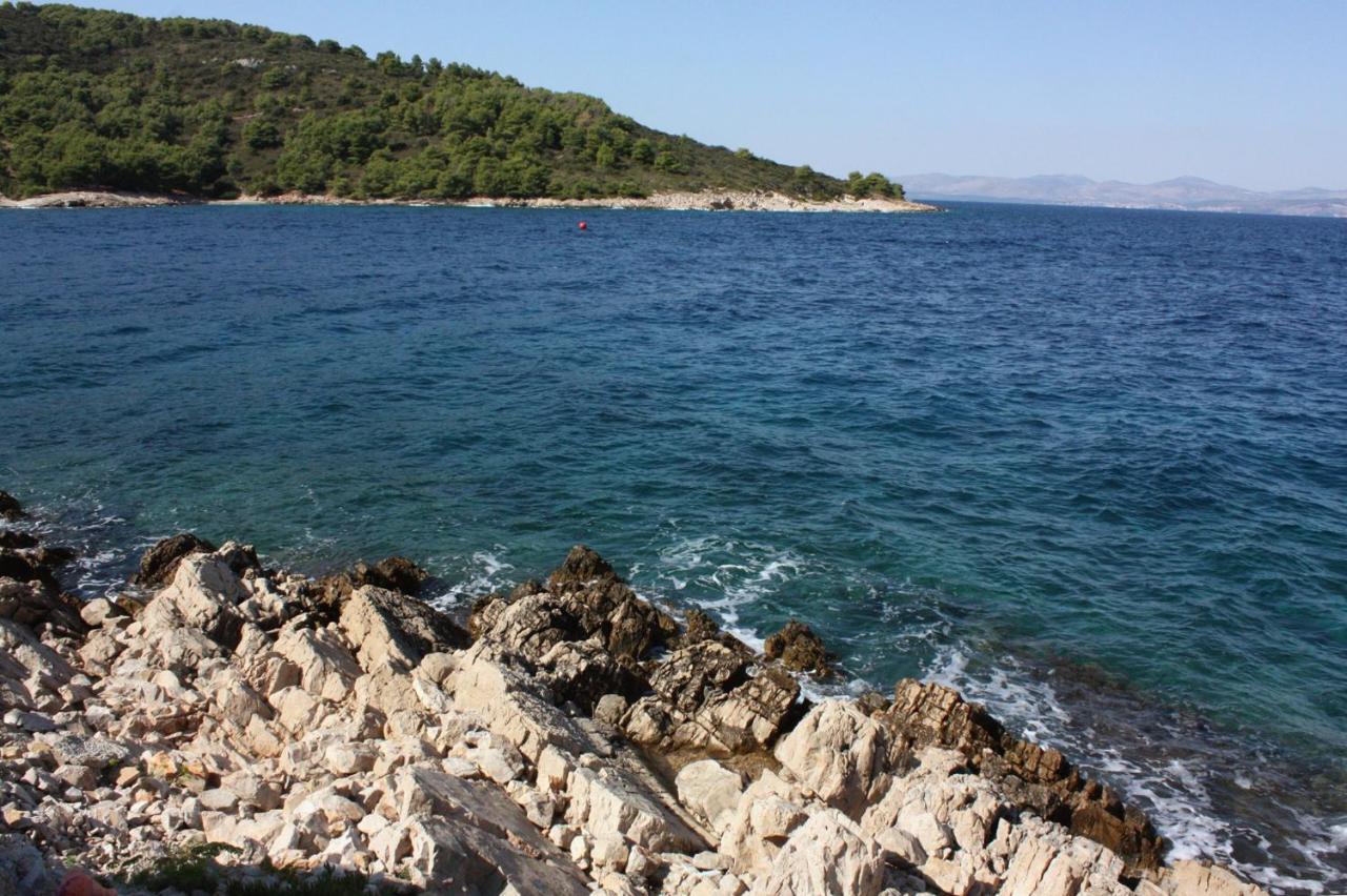 Apartments By The Sea Stomorska, Solta - 5190 ภายนอก รูปภาพ