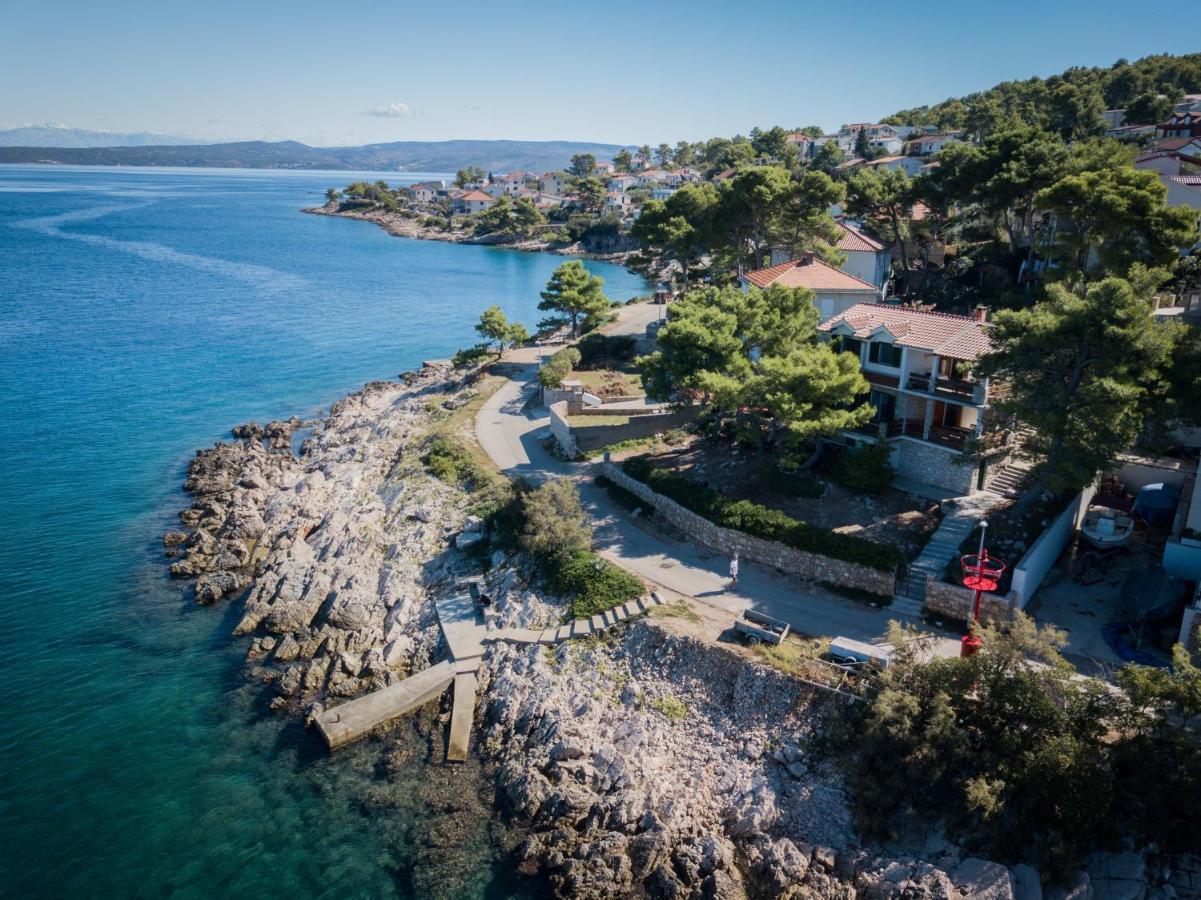 Apartments By The Sea Stomorska, Solta - 5190 ภายนอก รูปภาพ