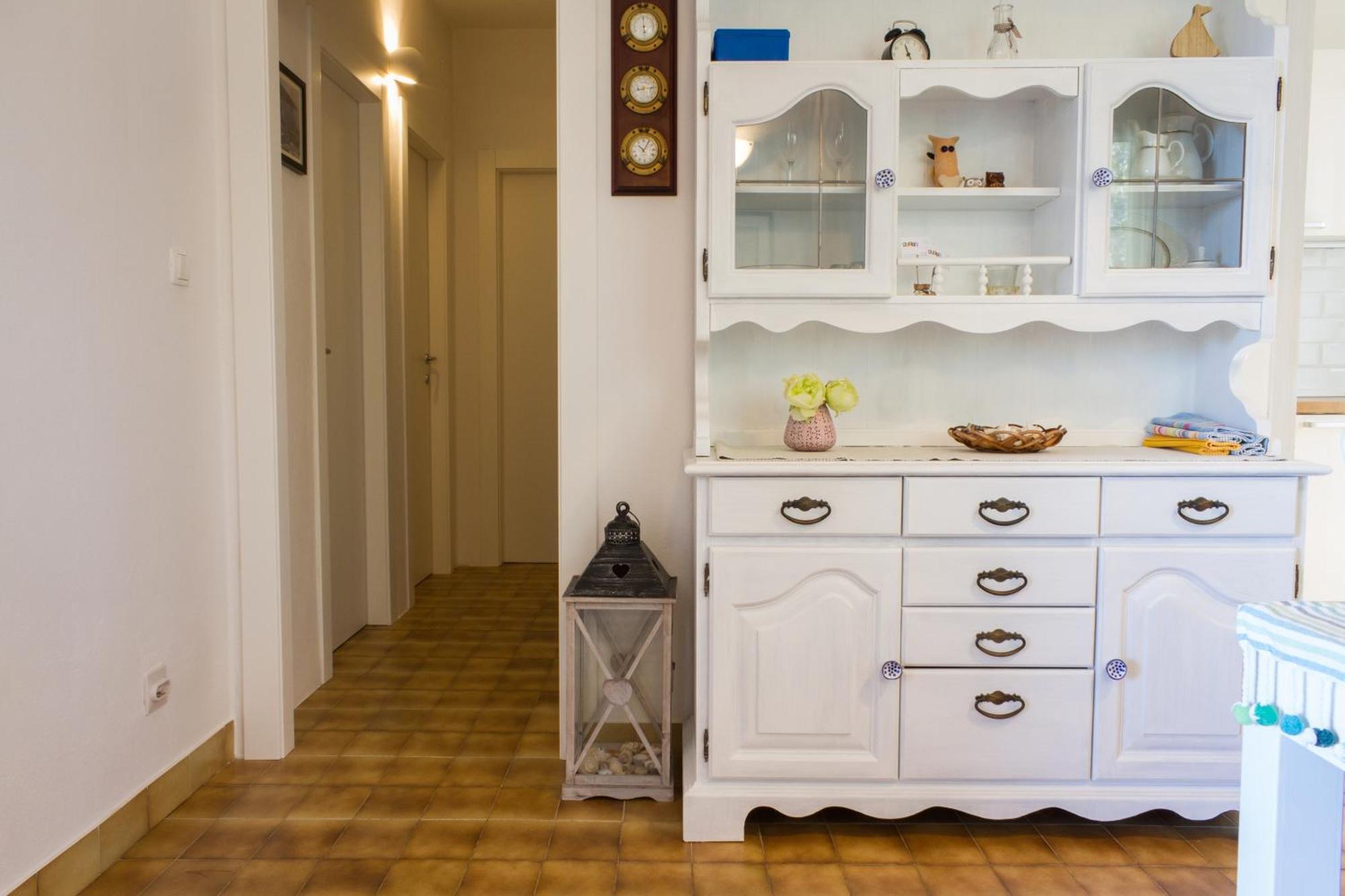 Apartments By The Sea Stomorska, Solta - 5190 ภายนอก รูปภาพ